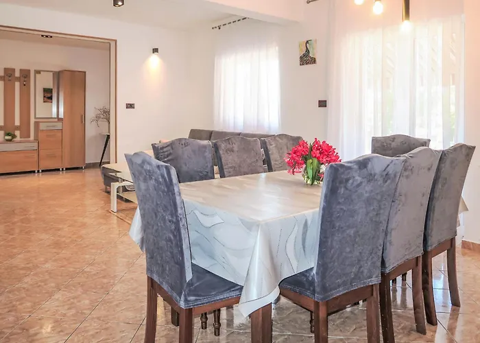 Desanka By Interhome * Kršan