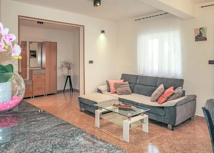 Сasa de vacaciones Desanka By Interhome Kršan
