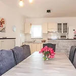 Σπίτι διακοπών Desanka By Interhome *
