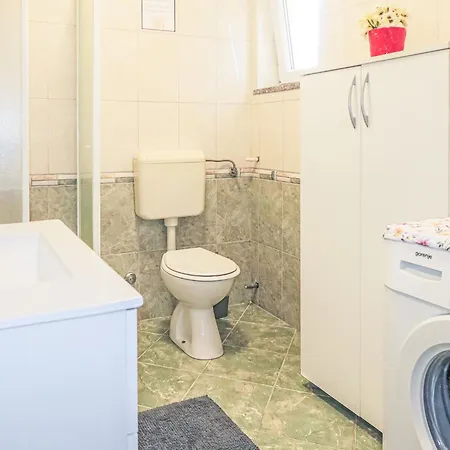 Desanka By Interhome * Kršan